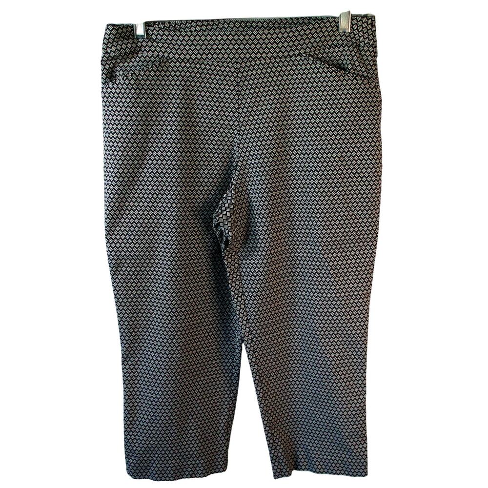 Time And Tru Women's Black & White Stretch Pull On Capri Pants Size Medium 8 -10